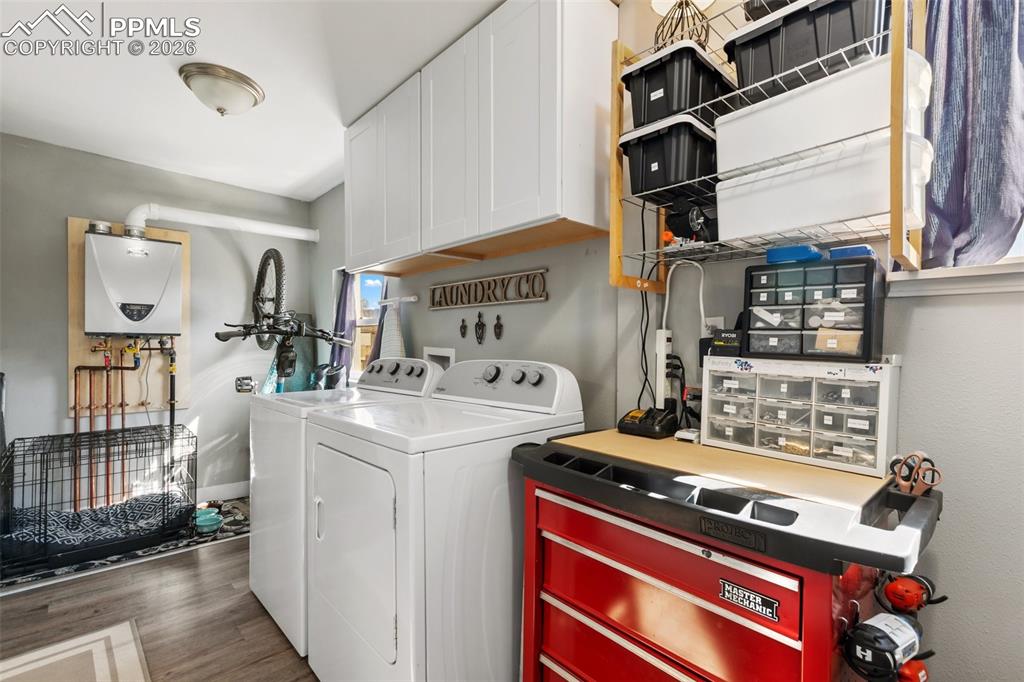 Image 24 of 38: Laundry