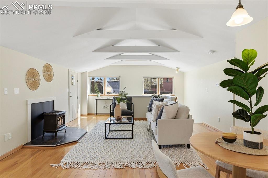 Image 11 of 45: Living Room