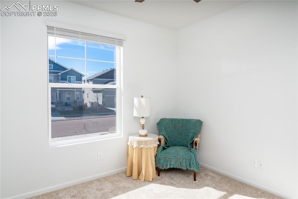 Image 5 of 28: Sitting Room