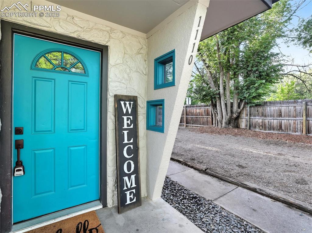 Image 2 of 17: Entry