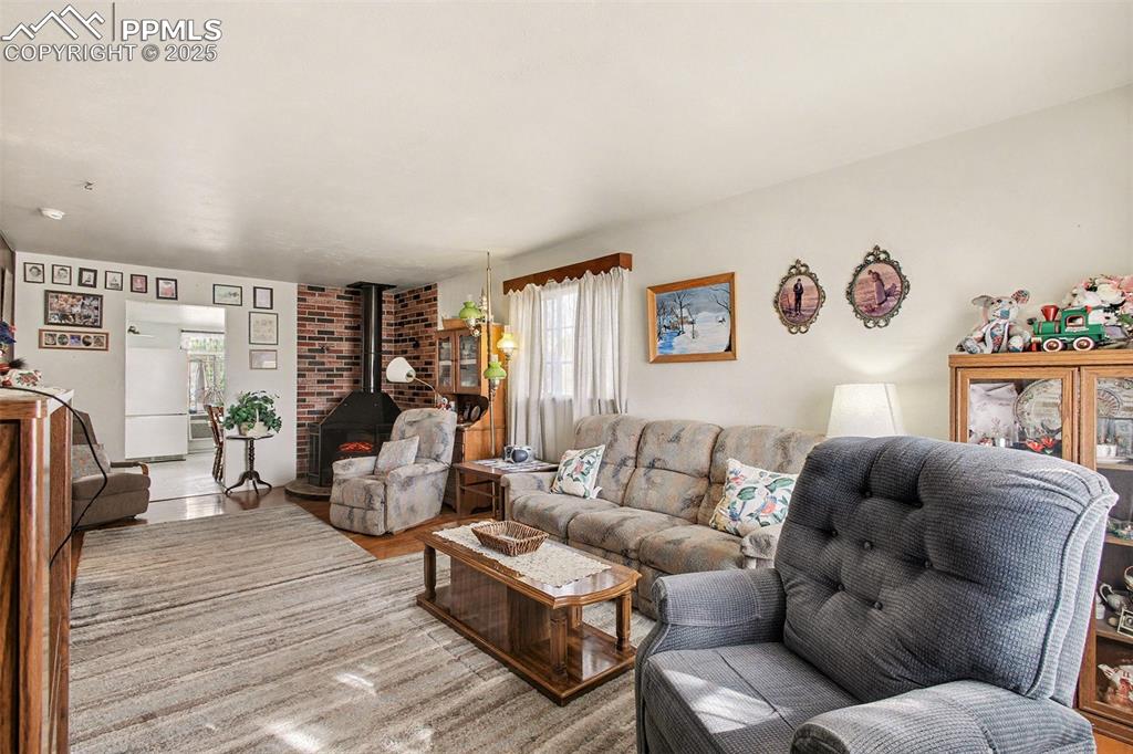 Image 3 of 19: Living Room