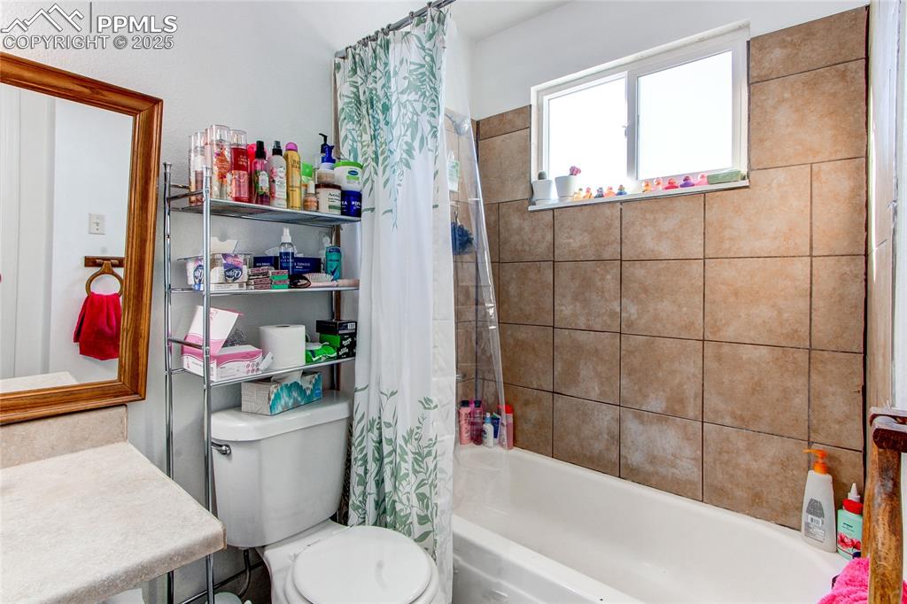 Image 18 of 36: Primary Full Bath