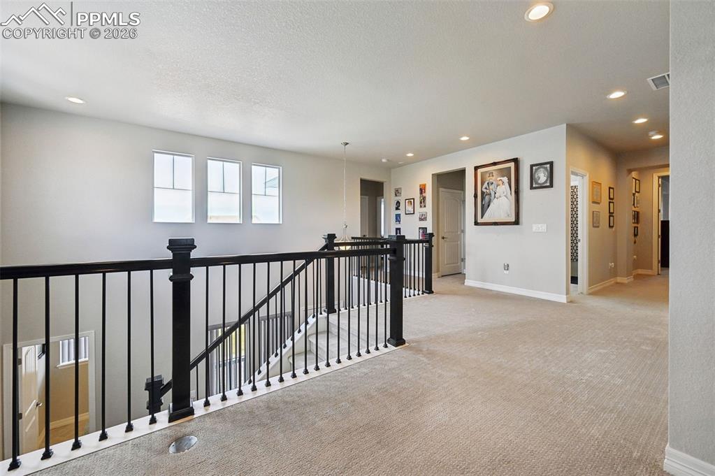 Image 24 of 48: Large loft for 2nd living room