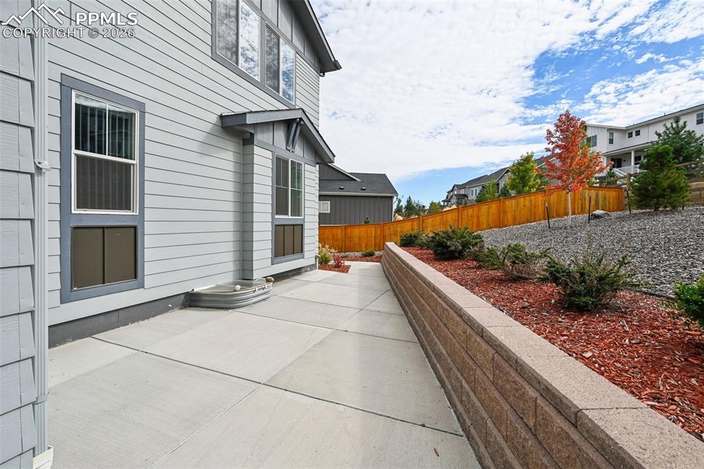 Image 47 of 48: Professionally landscaped