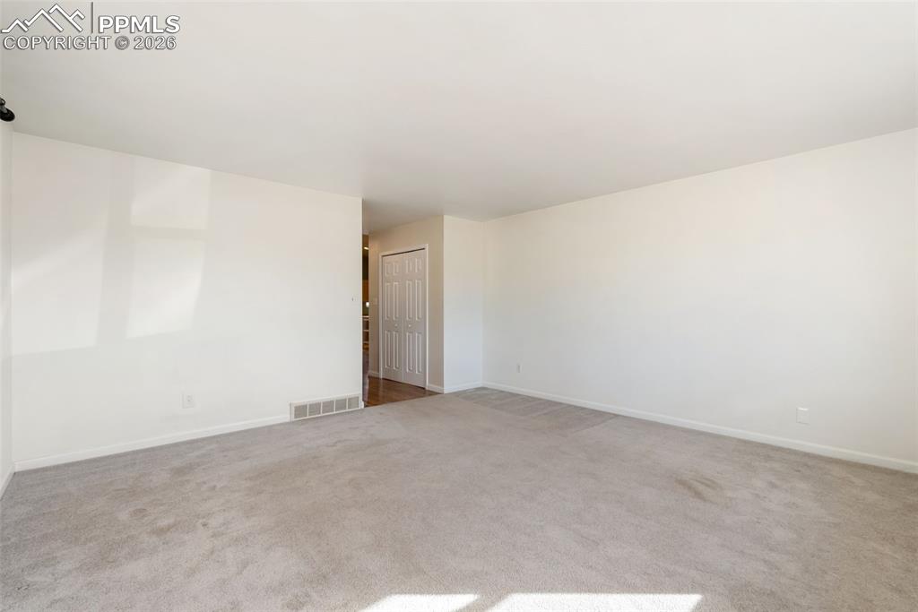 Image 12 of 50: Living Room