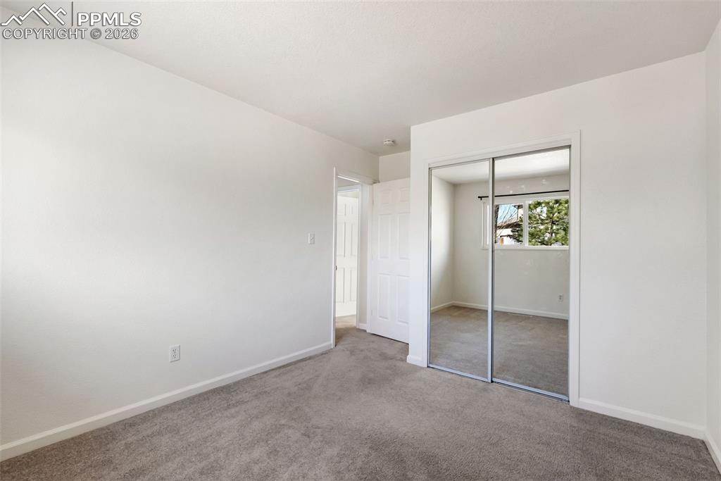 Image 41 of 50: Bedroom