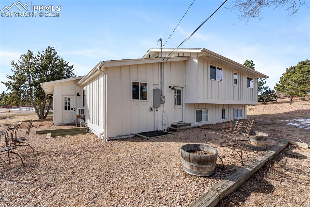 Image 43 of 50: Back of Structure