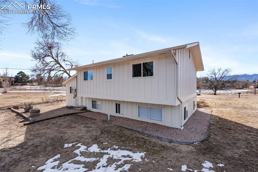 Image 44 of 50: Back of Structure