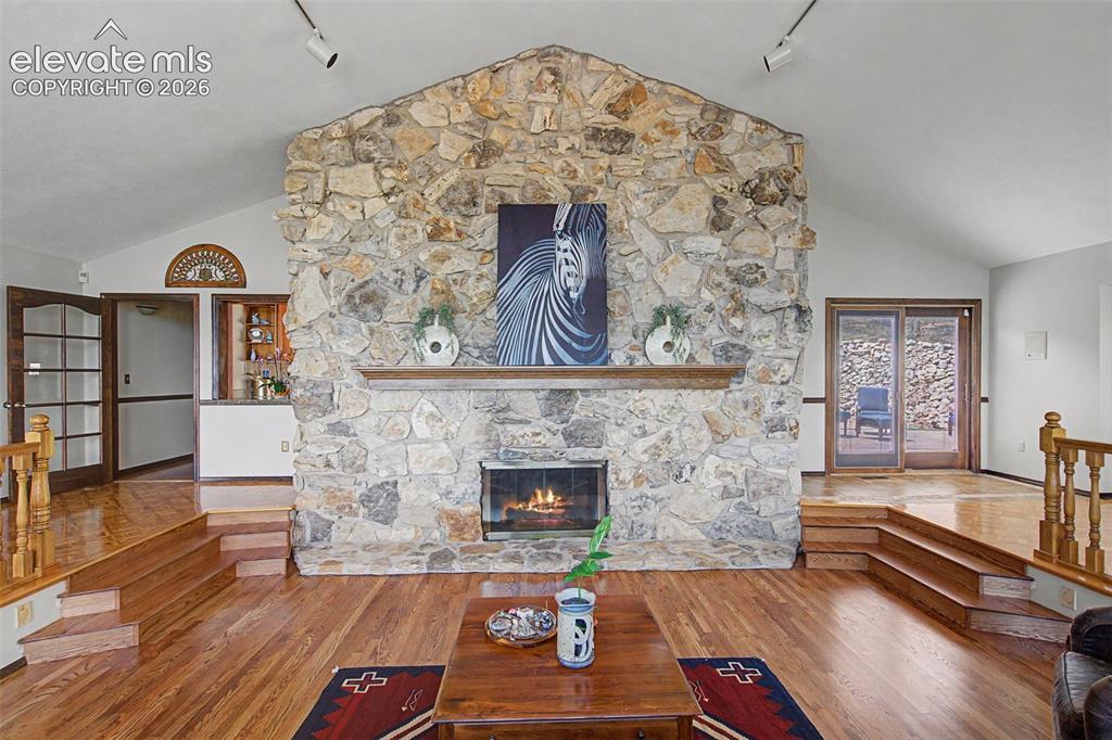 Image 11 of 50: Family Room