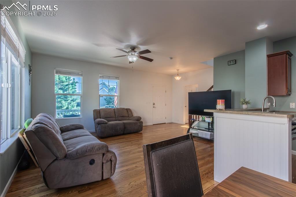 Image 7 of 37: Living Room