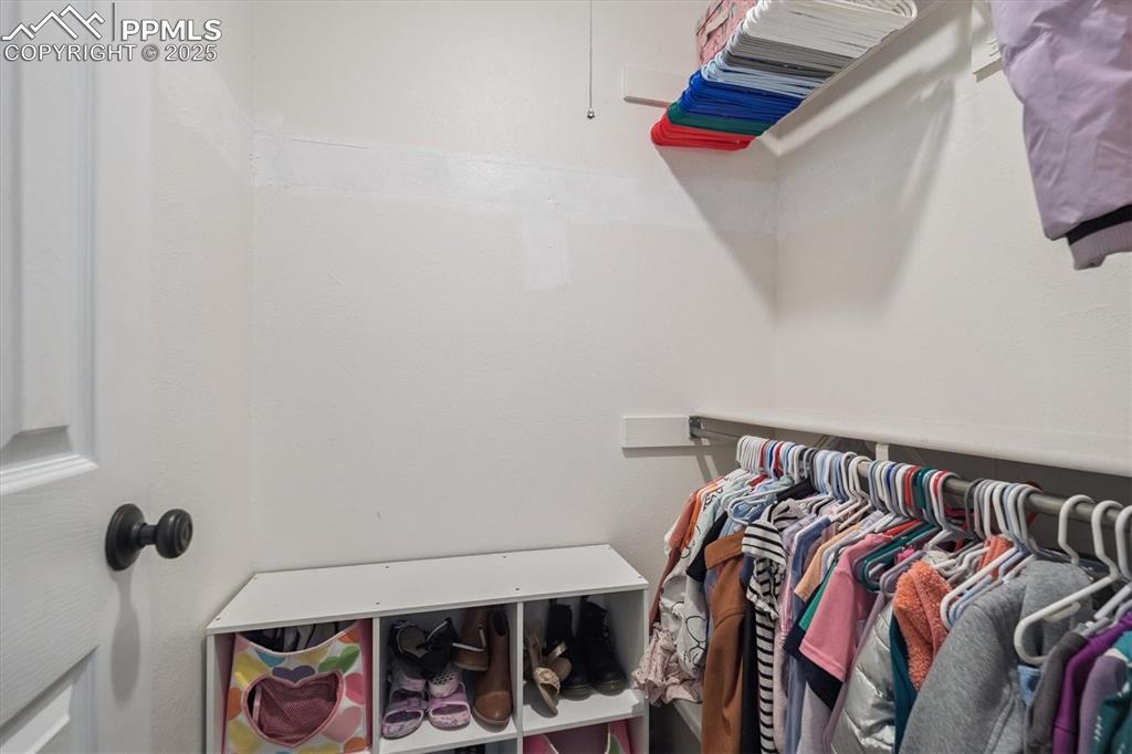 Image 12 of 28: Closet