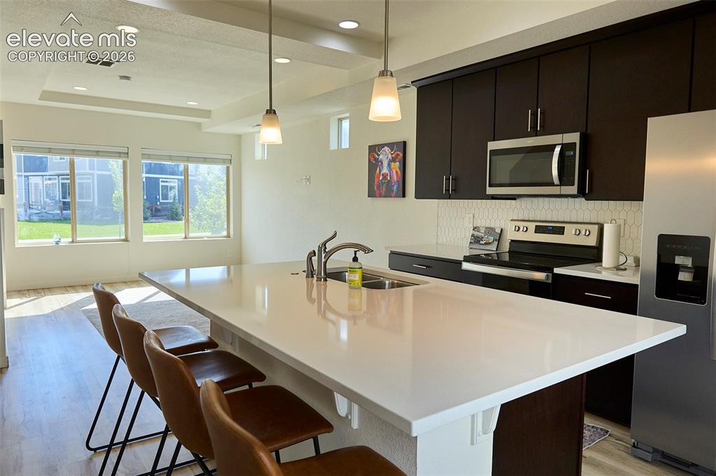Image 12 of 50: Kitchen