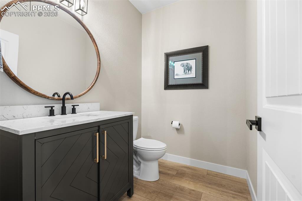 Image 19 of 50: Bathroom