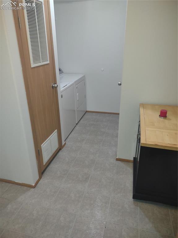 Image 17 of 44: Laundry