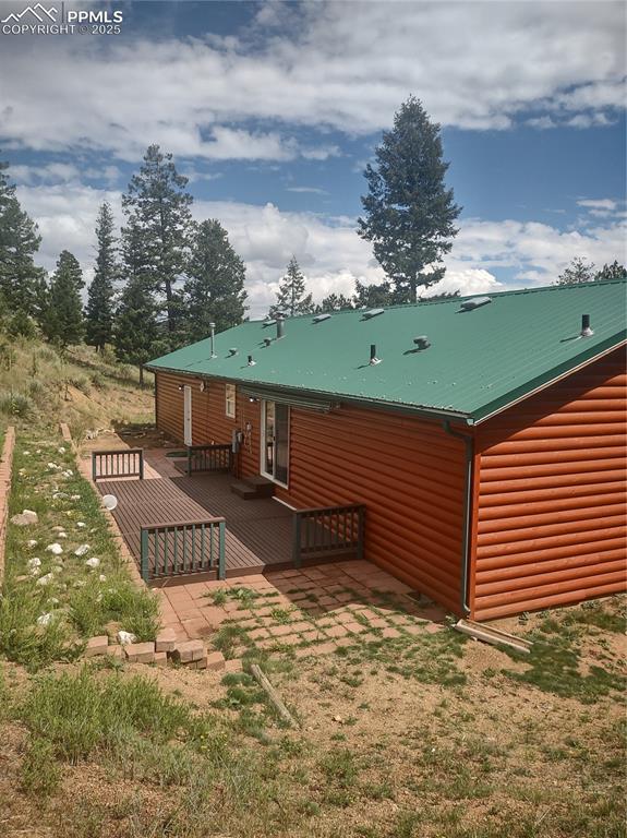 Image 4 of 44: Back of Structure