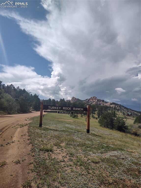 Image 44 of 44: Entry to Turkey Rock Estates and Frizbee golf course.