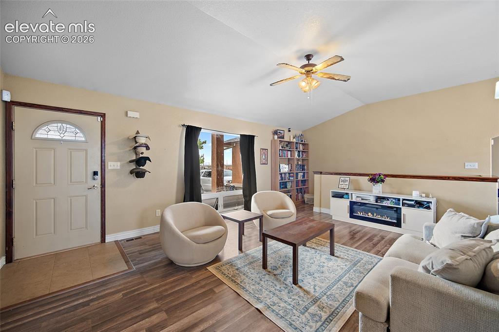 Image 5 of 36: Living Room