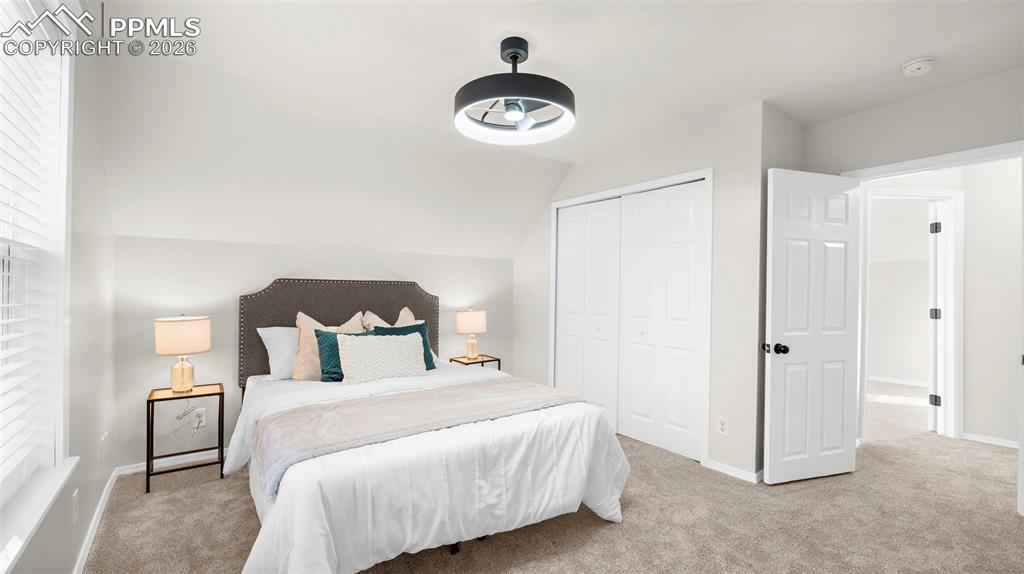 Image 24 of 40: Bedroom