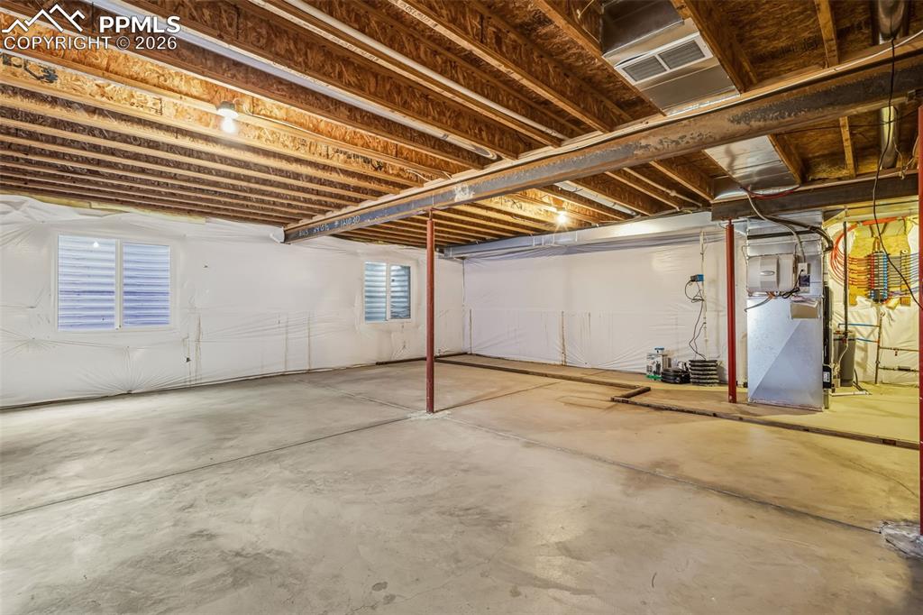 Image 22 of 27: Basement