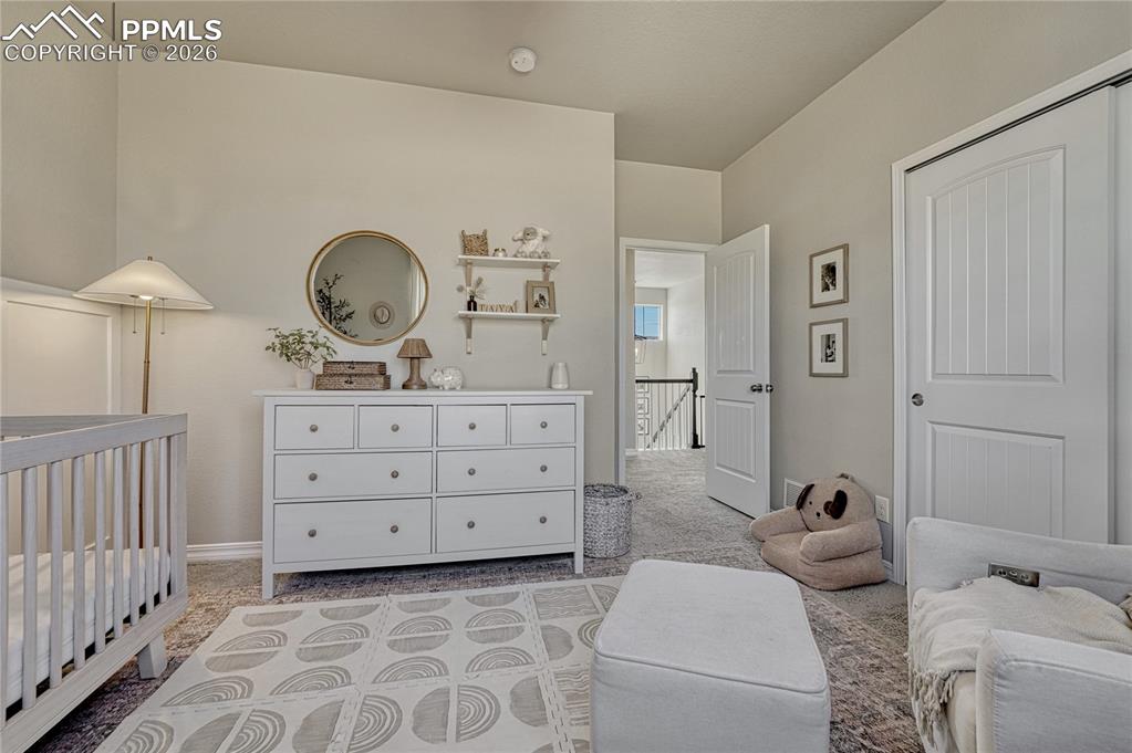 Image 20 of 50: Bedroom