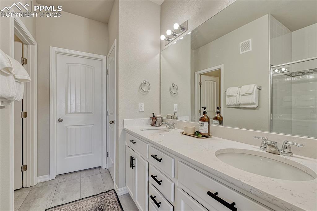 Image 31 of 50: Master Bathroom