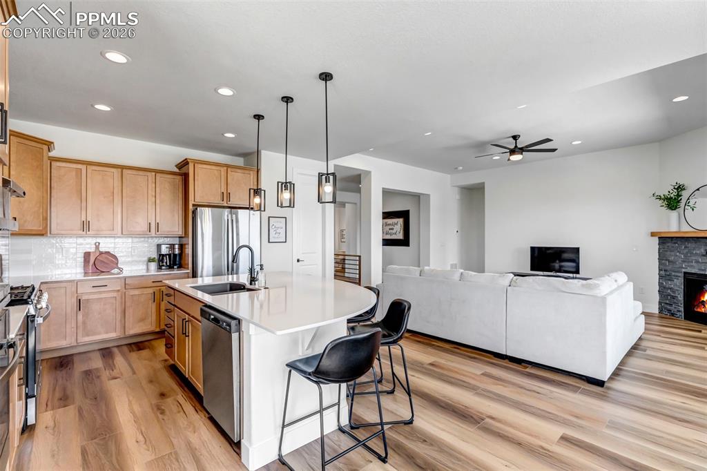 Image 13 of 43: Kitchen