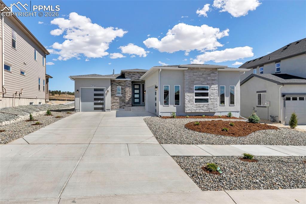 Image 2 of 43: Front of Structure