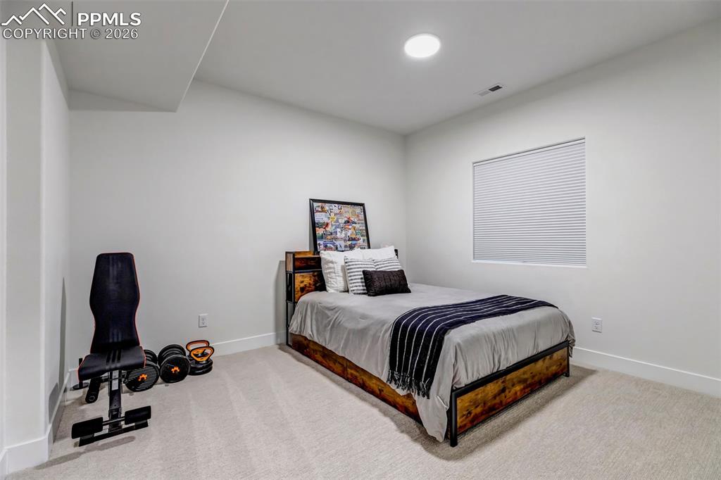 Image 33 of 43: Bedroom