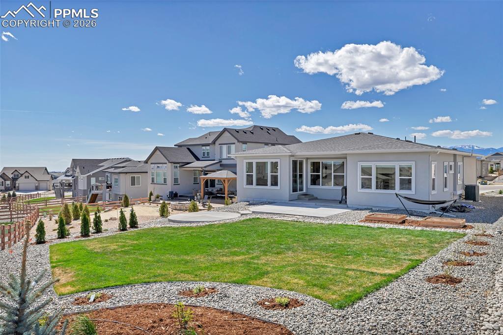 Image 35 of 43: Back of Structure