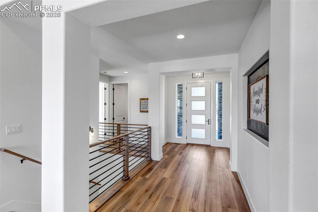 Image 6 of 43: Entrance Foyer