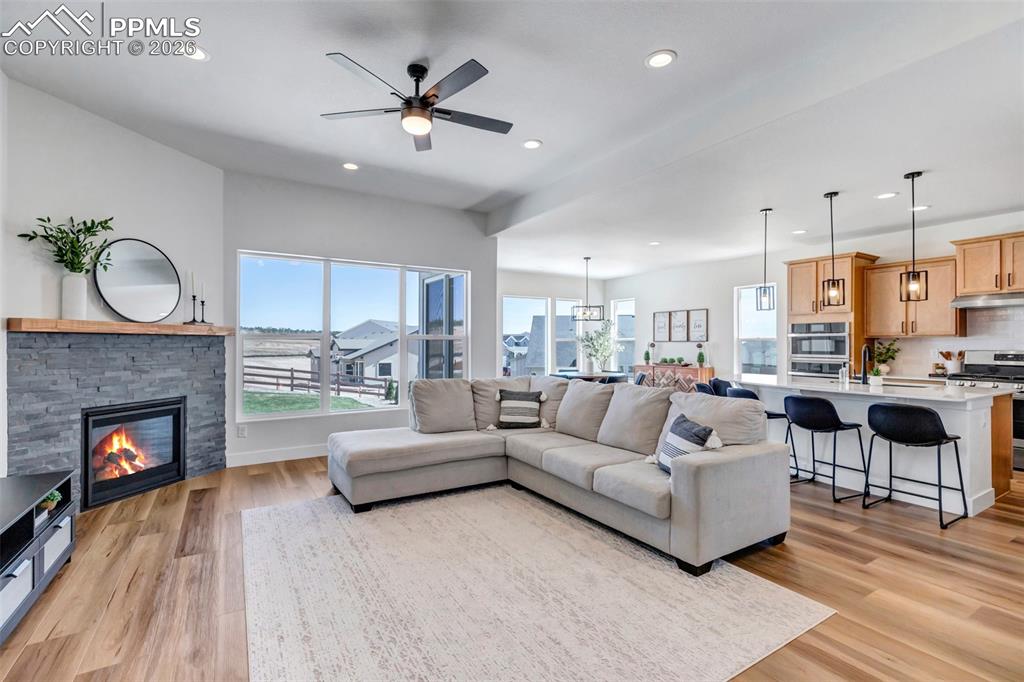 Image 7 of 43: Living Room