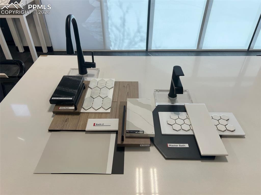 Image 2 of 2: Interior color selections