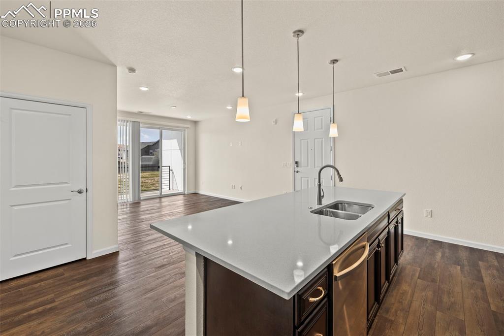 Image 2 of 33: Kitchen