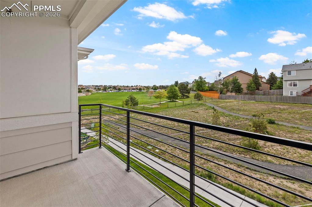 Image 21 of 33: Balcony