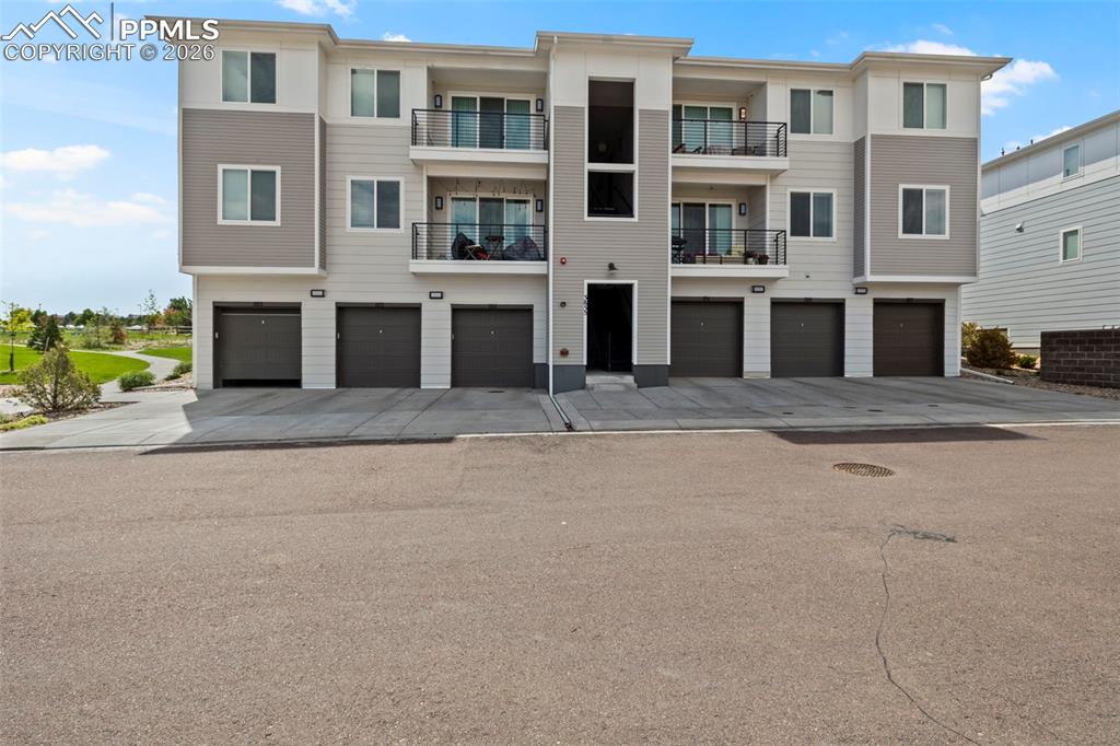 Image 25 of 33: Front of Structure