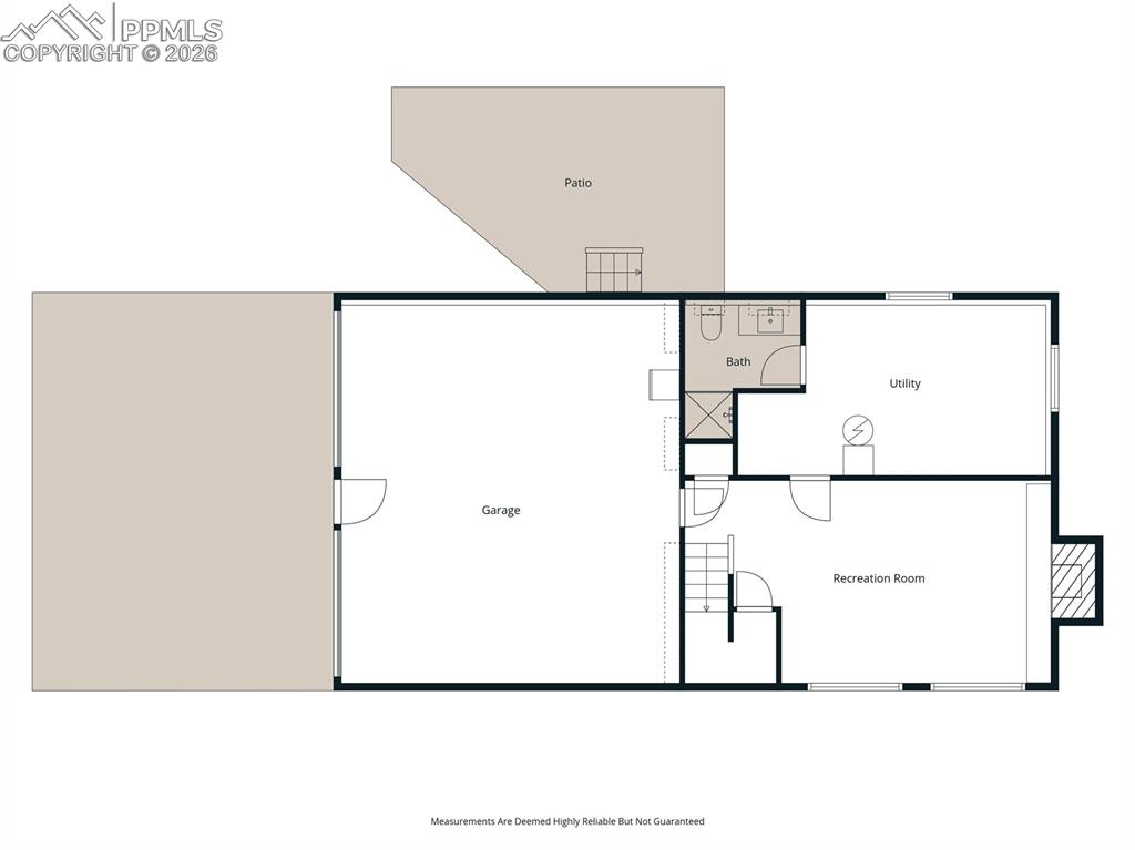 Image 41 of 42: View of room layout