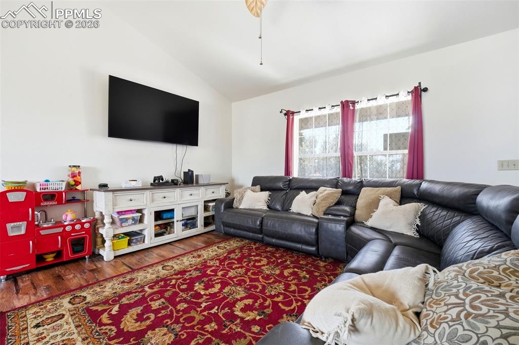 Image 6 of 41: Living Room