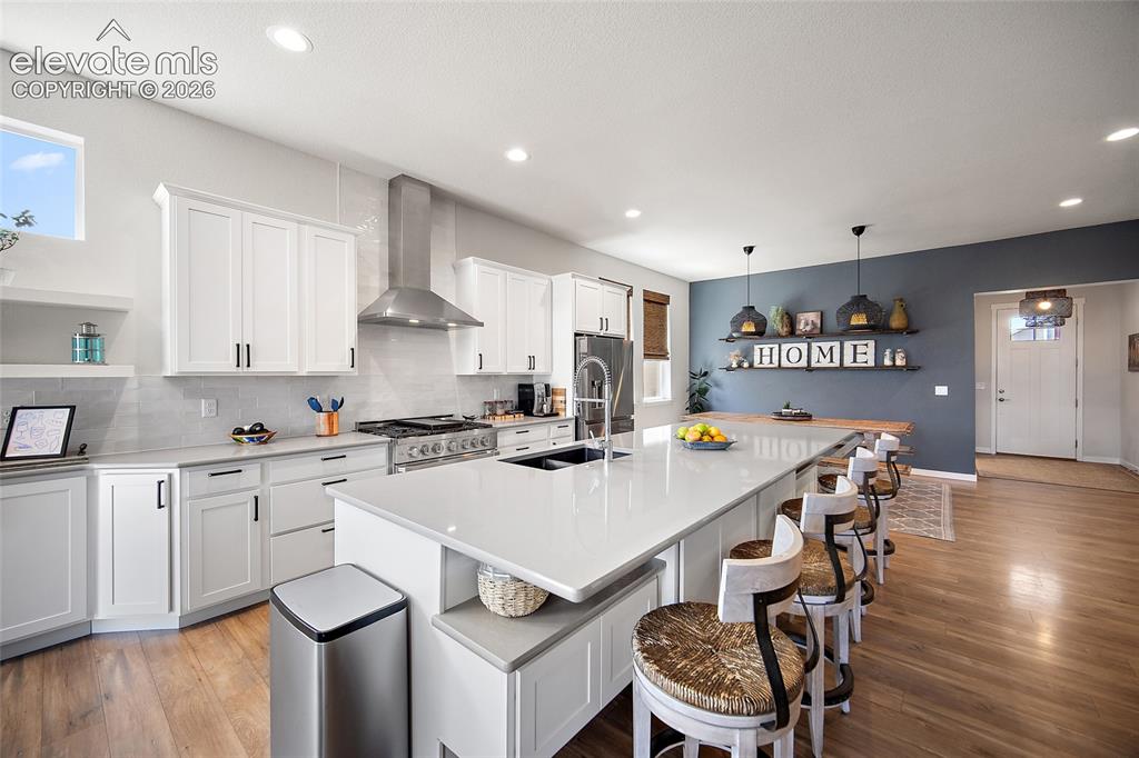 Image 8 of 42: Kitchen