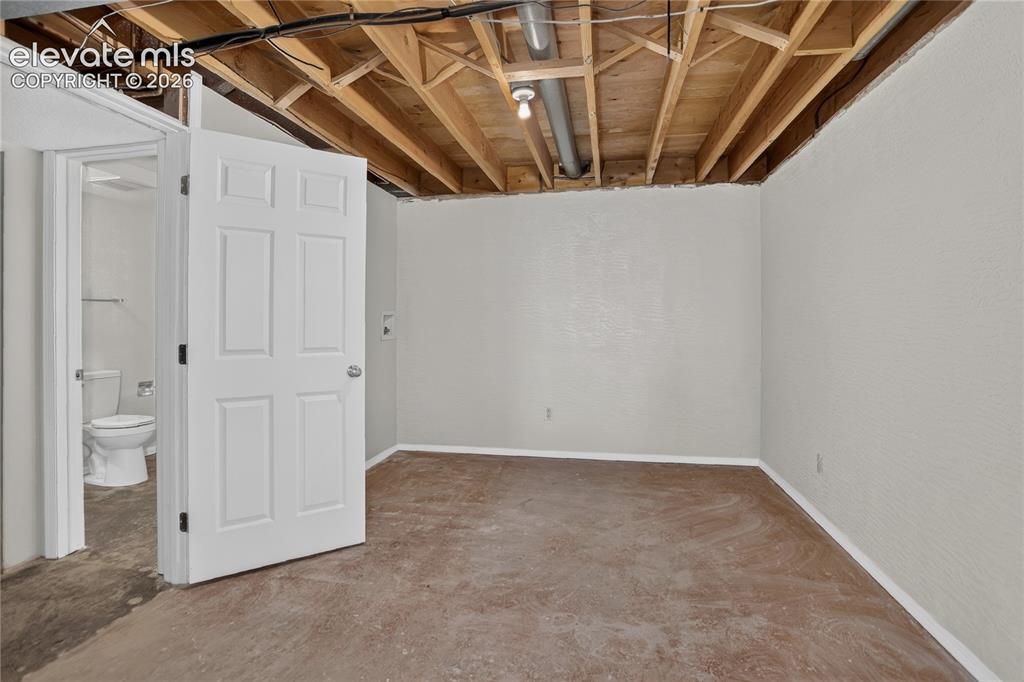 Image 20 of 23: Storage space