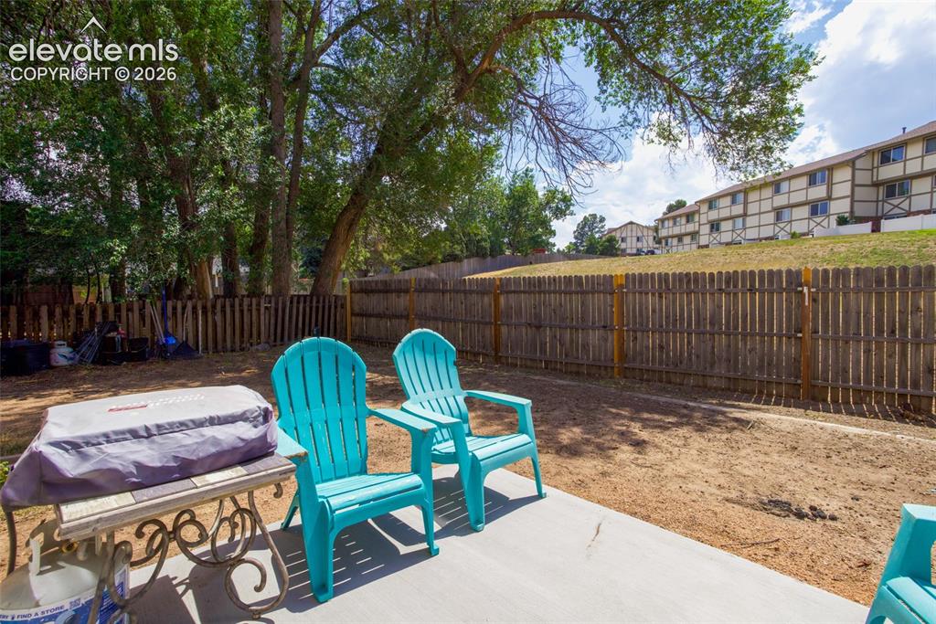 Image 21 of 23: Patio off of family room