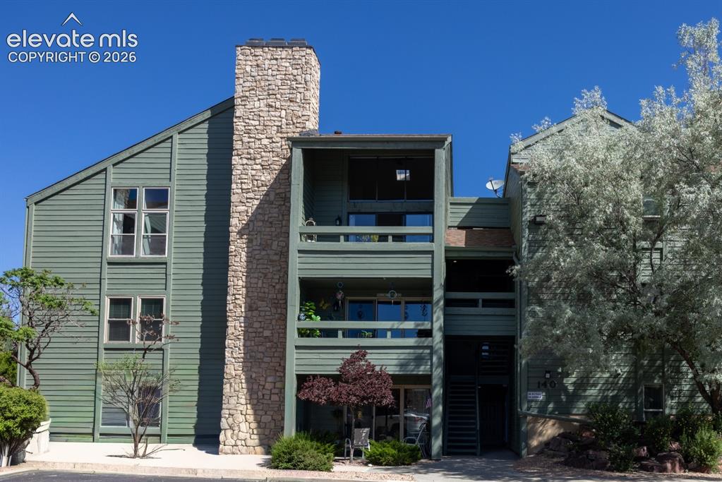 Image 1 of 25: Front of condo