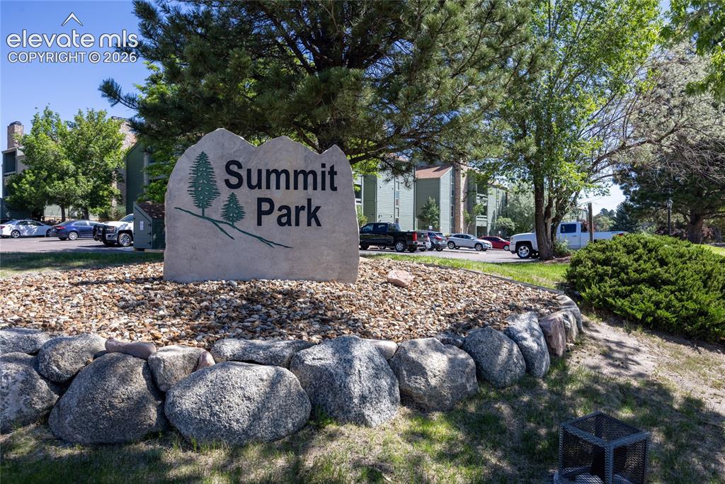 Image 2 of 25: Summit Park Condominiums