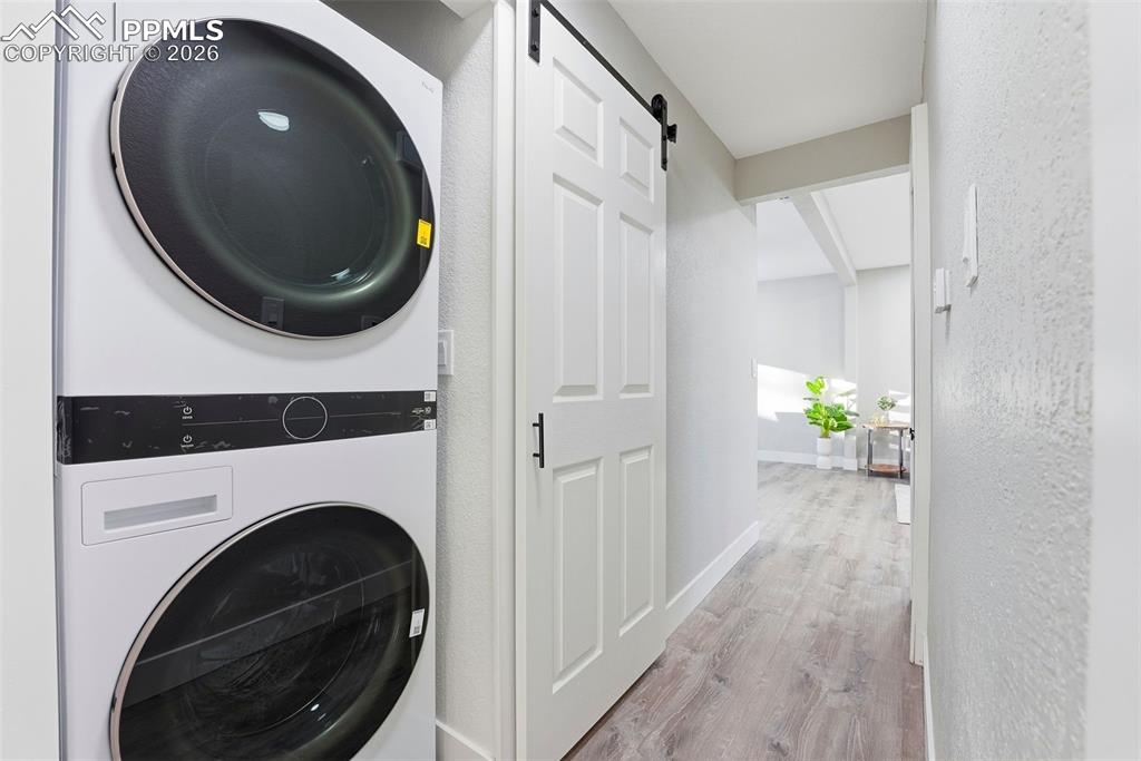 Image 27 of 39: Laundry