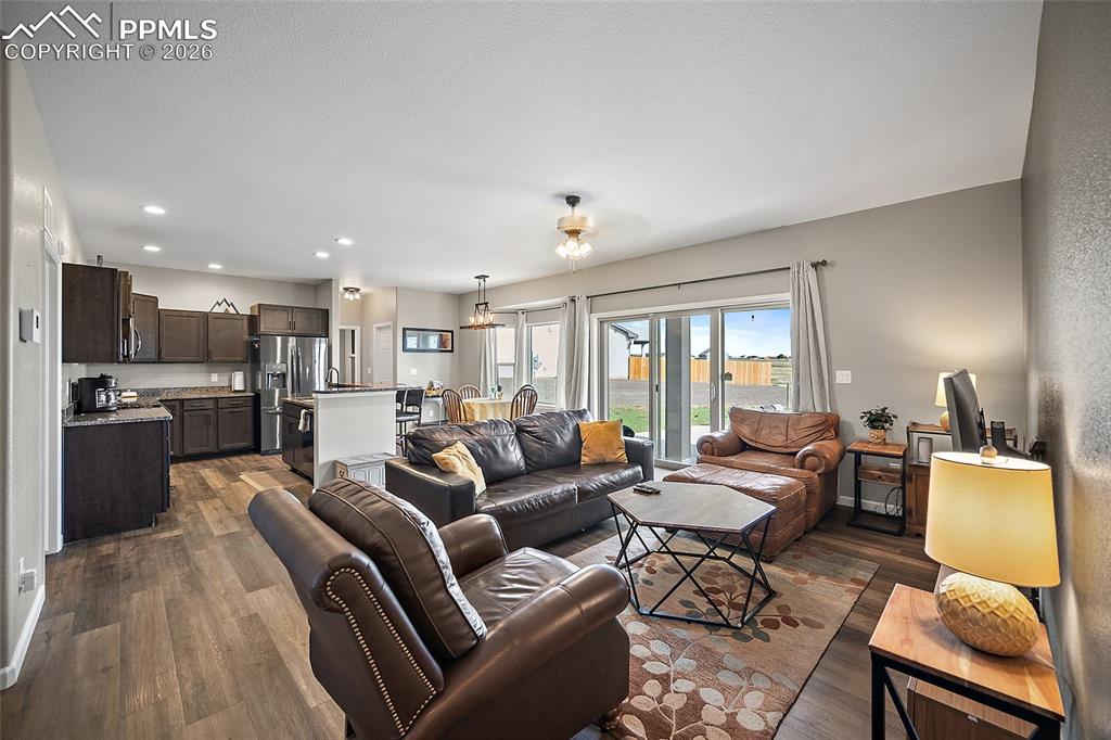 Image 10 of 36: Living Room