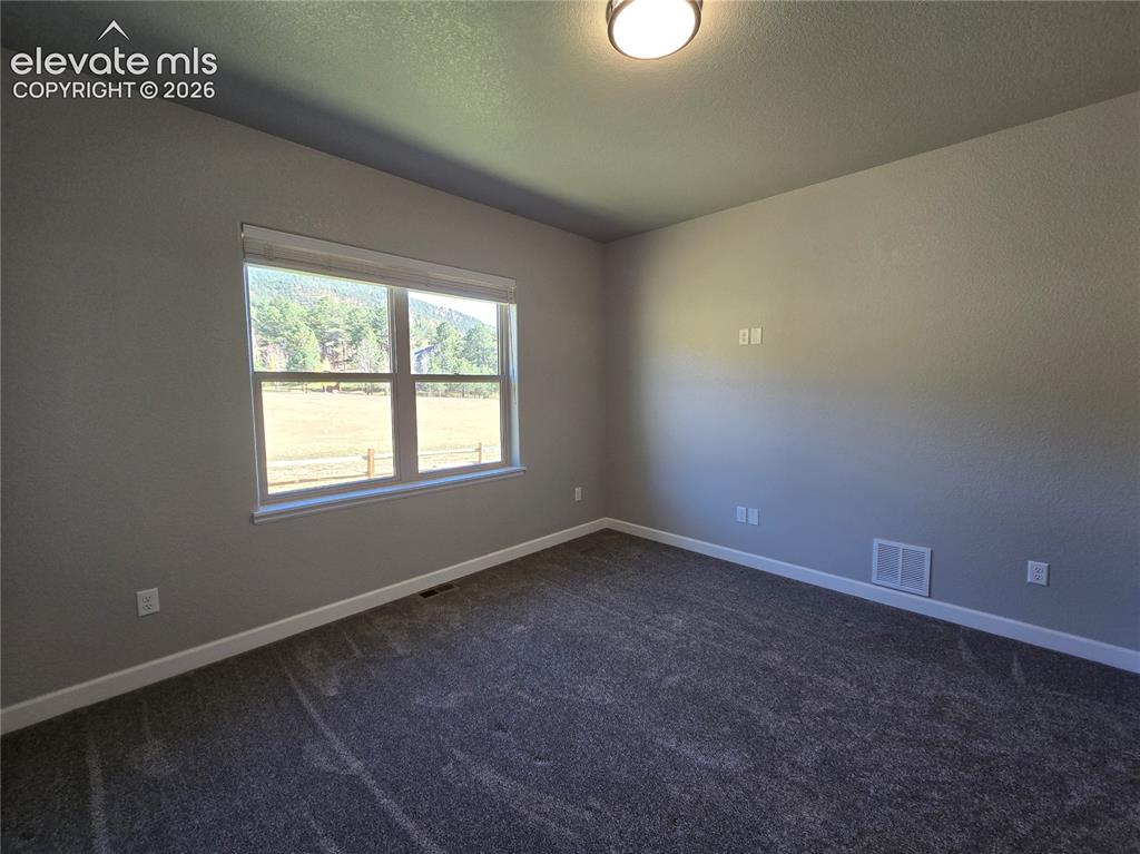 Image 15 of 33: Master Bedroom