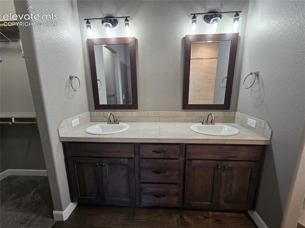 Image 16 of 33: Master Bathroom
