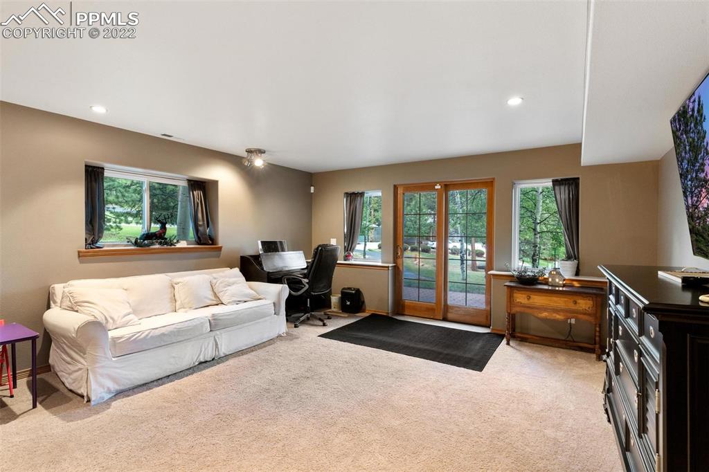Listing 3896562, Image 32 of 50