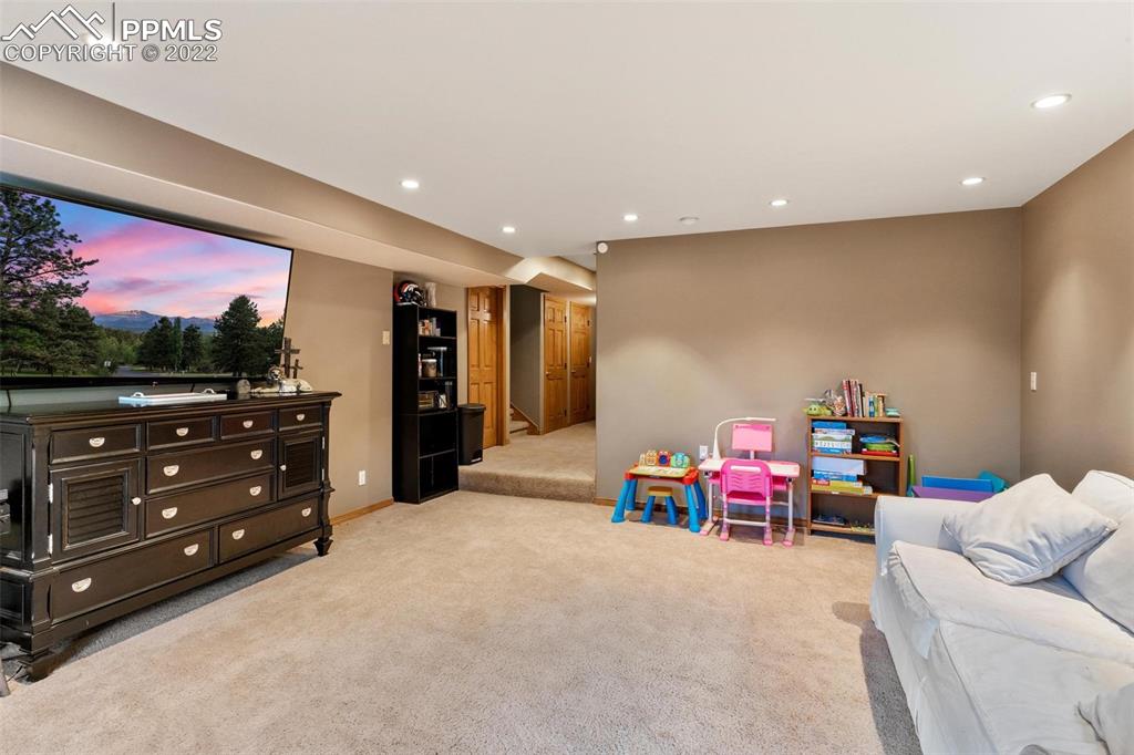 Listing 3896562, Image 33 of 50