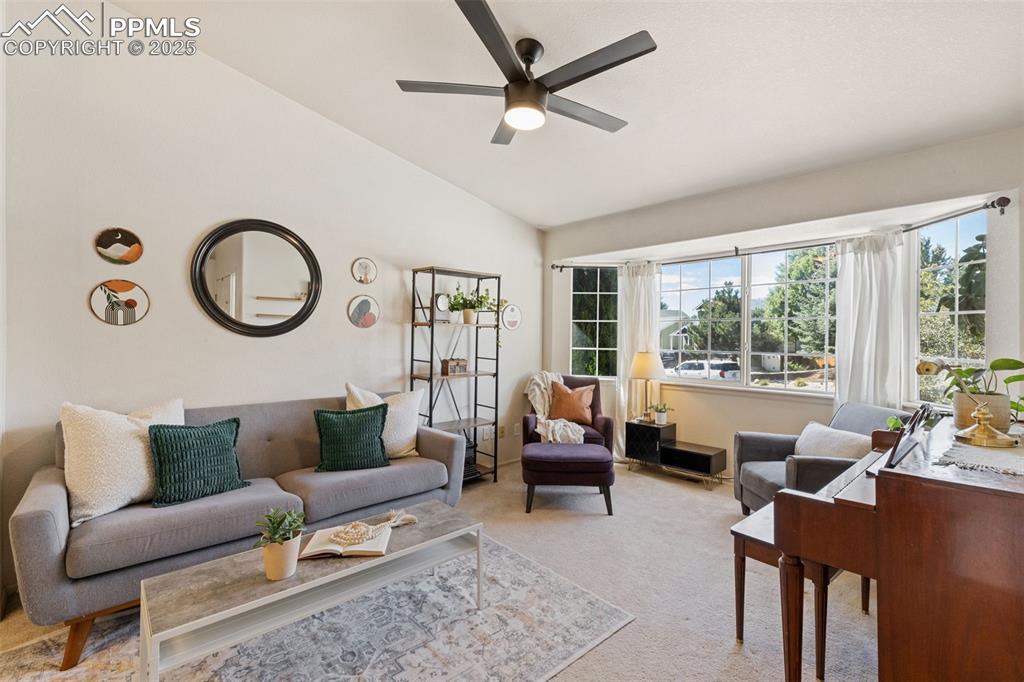 Image 16 of 35: Living Room