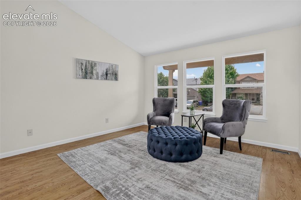 Image 7 of 43: Sitting Room